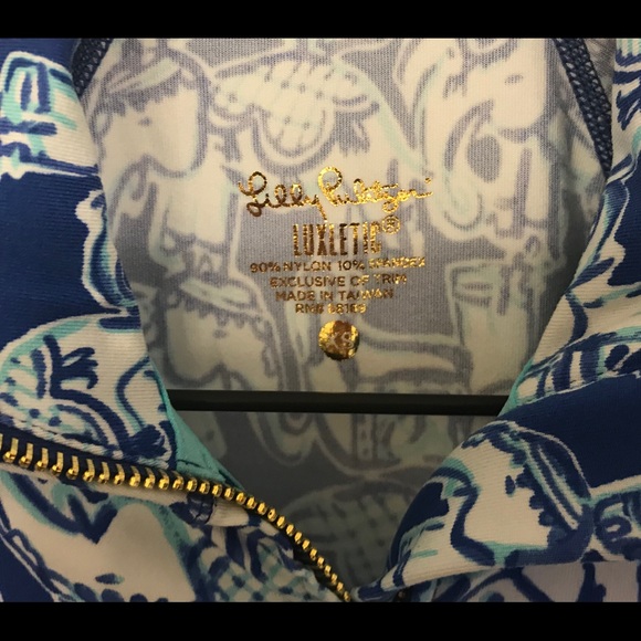 XS Lilly Pulitzer luxletic Serena jacket - Picture 2 of 3